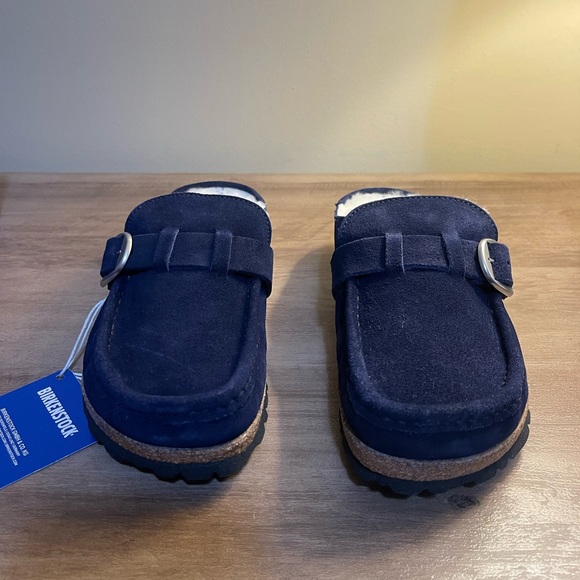 Birkenstock Buckley Shearling in Navy Blue with Silver Hardware - Picture 8 of 15